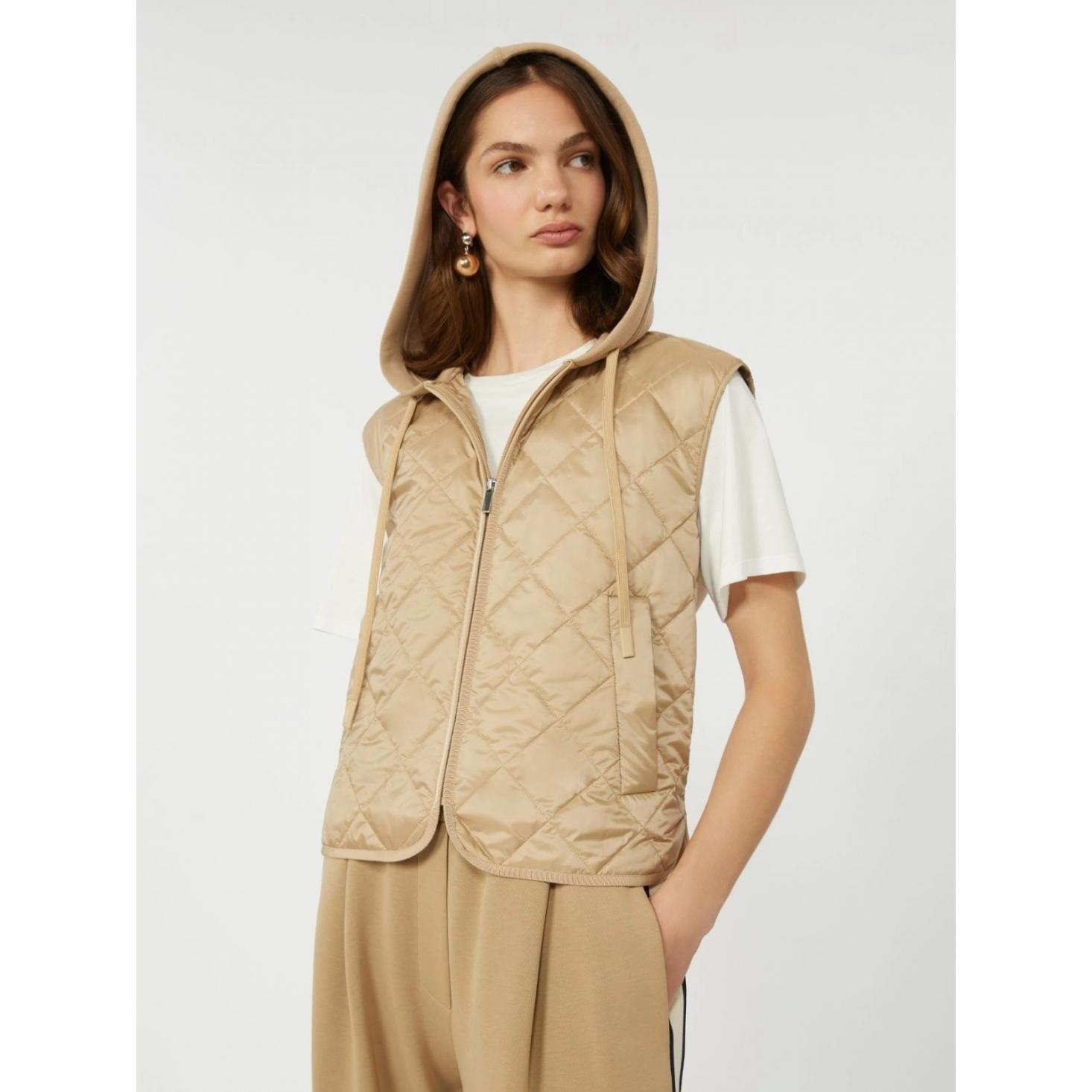 Giacca smanicata imbottita in tela antigoccia