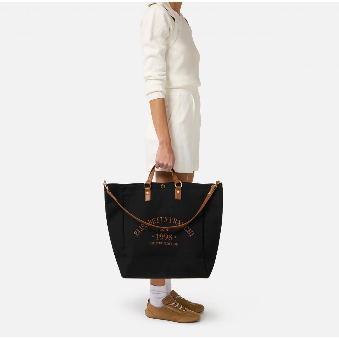 Tote in canvas