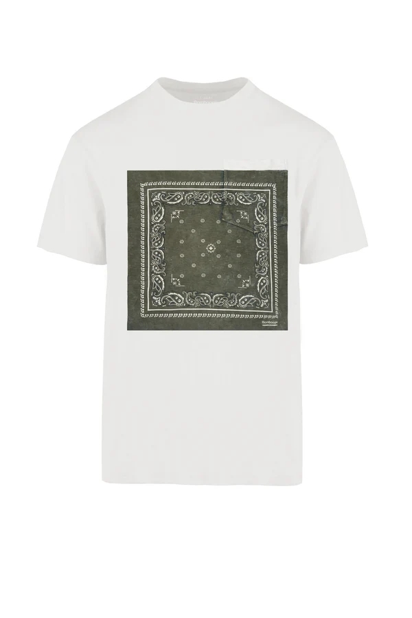 T-shirt regular fit in cotone con stampa bandana