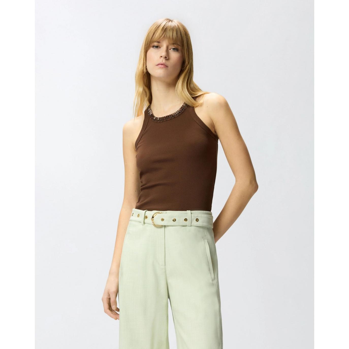 Top a costine con ricami gioiello (REDBULL CANOTTA)