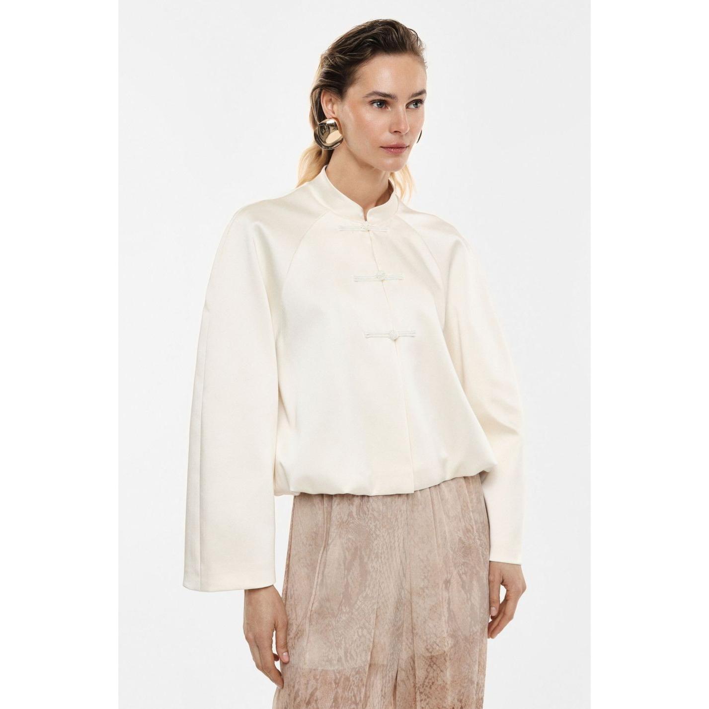 Giacca camicia corta con chiusura a laccetti